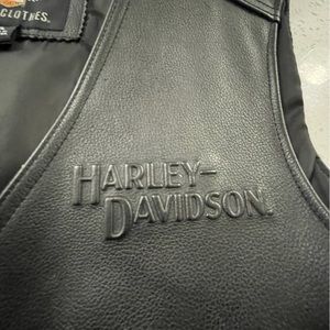 Harley Davidson black leather vest for men’s